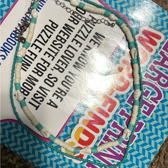 Necklaces - Picture 5 of 6